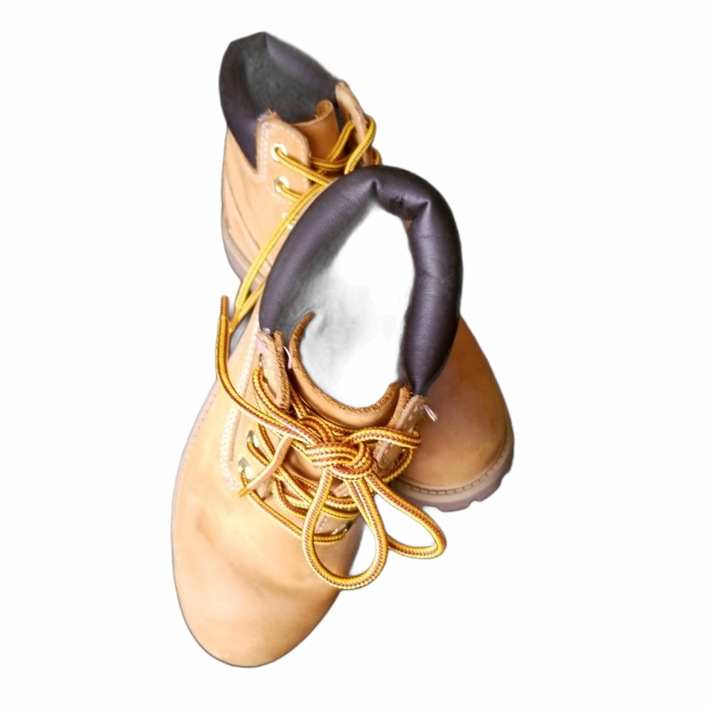 Kids Timberlands sz 1.5